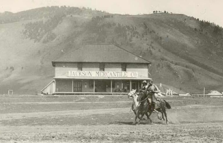 Town Square. Museum Collection 1958.0244.001P